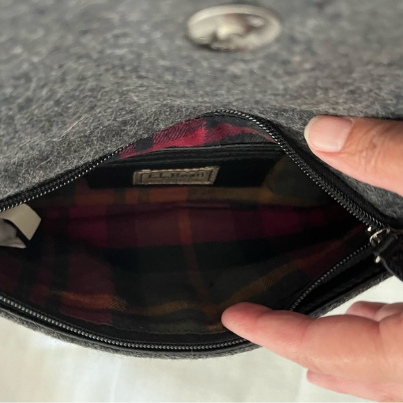 VTG L.L. Bean Small Wool Blend Leather Wristlet Purse Wallet Gray/Black EUC - Picture 6 of 12